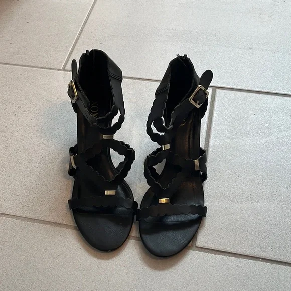 Women’s black wedges - Picture 1 of 4